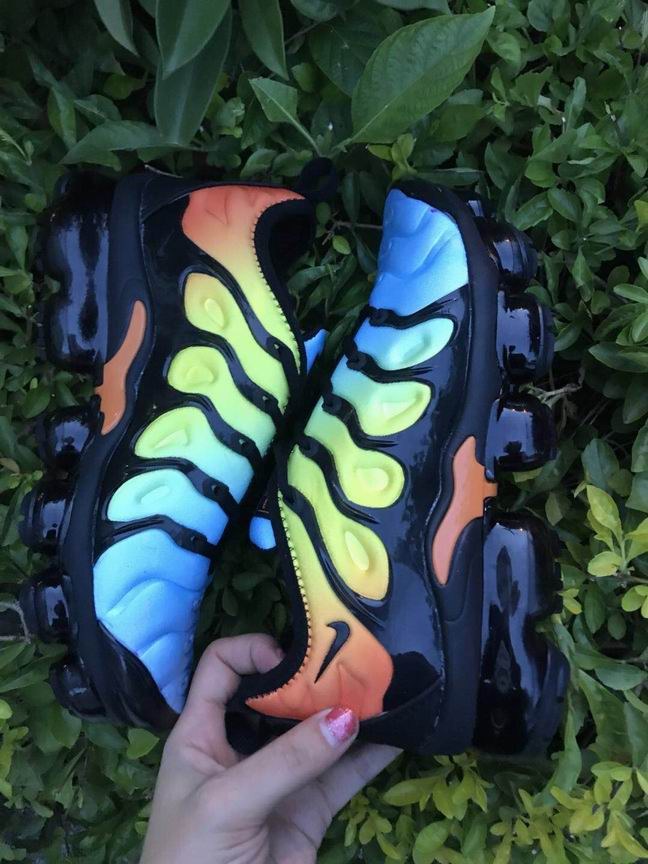 air vapormax plus 2018 tn women-016